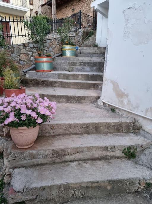 Gs Home Gythio Exterior foto